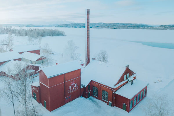 {"alt" => "High Coast Distillery"}