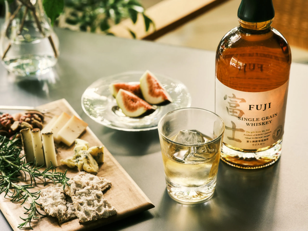 {"alt" => "Fuji Distillery"}
