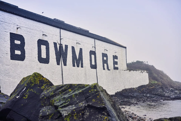 {"alt" => "Bowmore"}