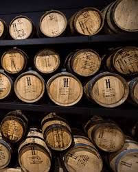 {"alt" => "Highwayman Whisky"}