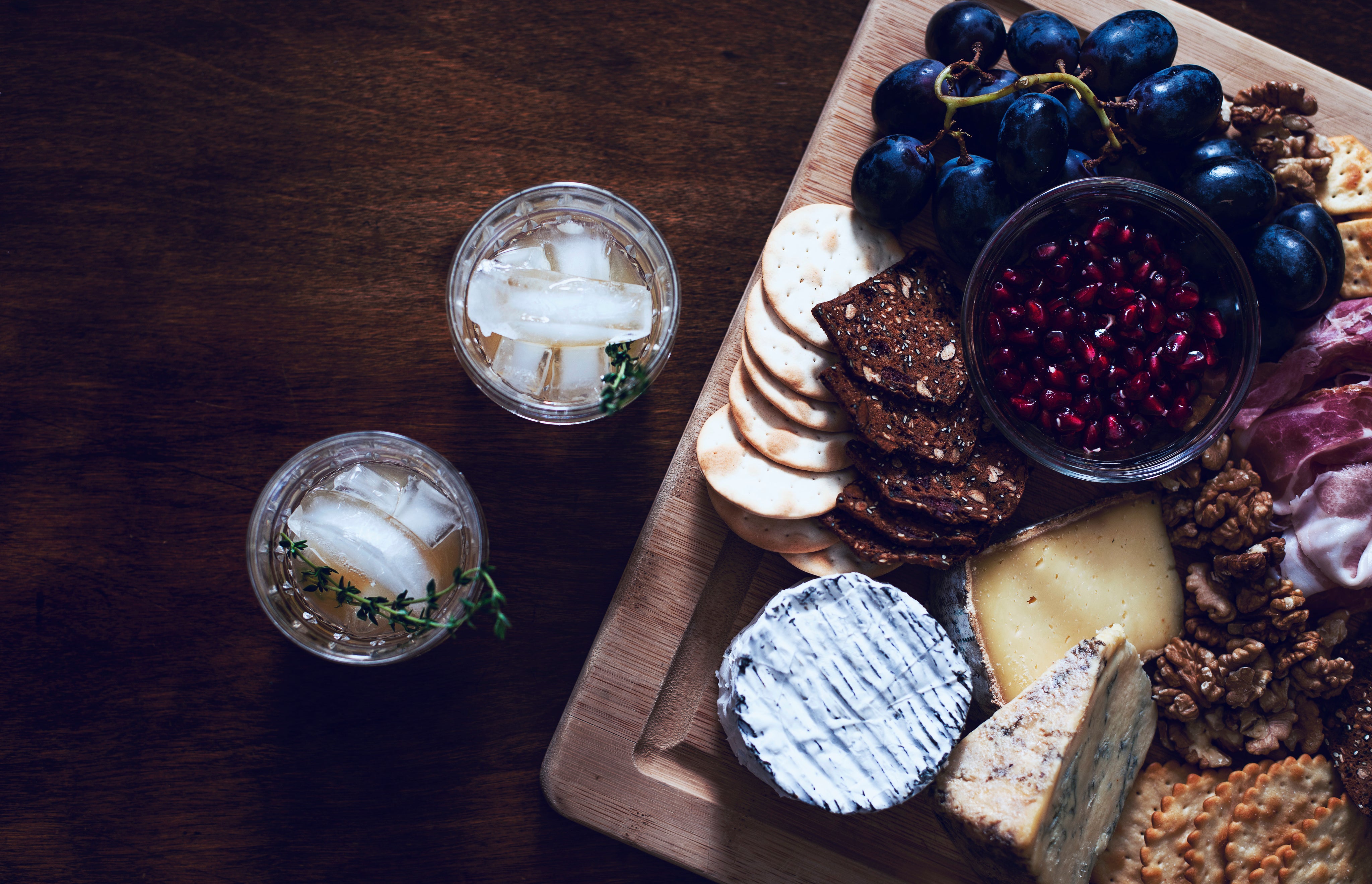 Cheese board with matching whisky cocktails.
