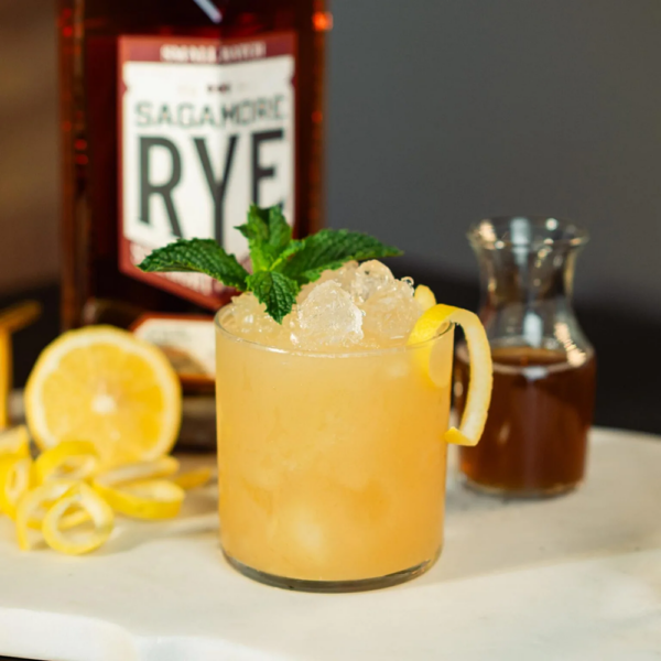 Award winning Sagamore Spirit Double Oak American Rye Whiskey in a cocktail- Whisky Estate