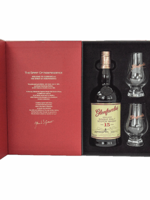 Glenfarclas 15-Year-Old gift pack with two Glencairn glasses, available at Whisky Estate, offers a rich, sherry-matured single malt with the perfect glassware for an enhanced tasting experience.
